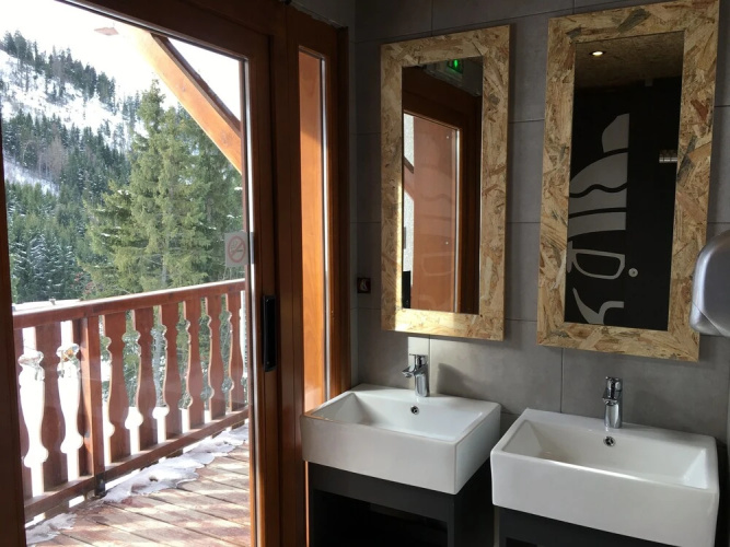Moontain Hostel