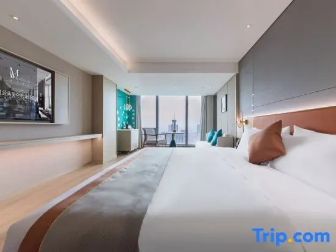 Deluxe Double room with view