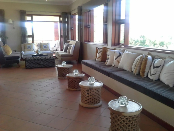 Acacia Farm Lodge