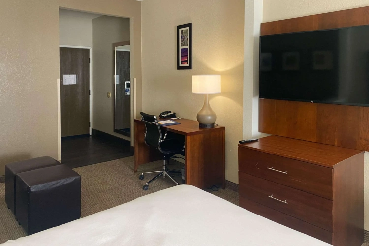 Quadruple Suite