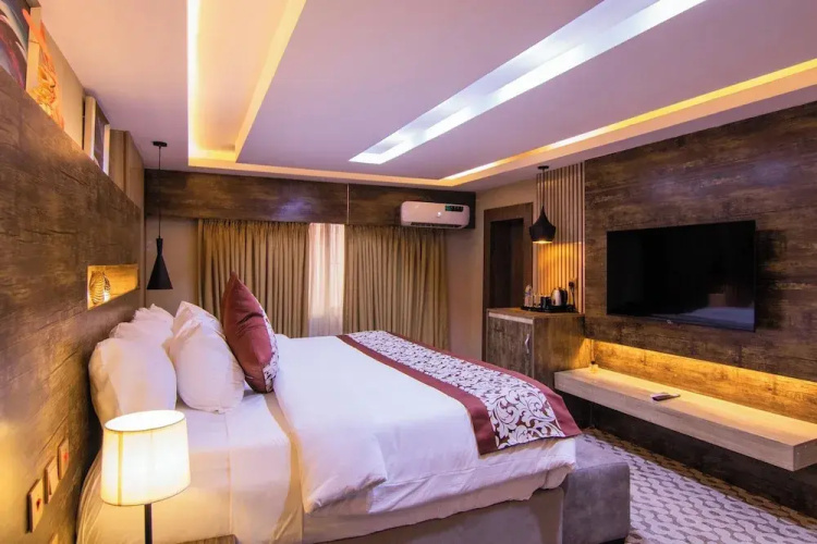 Bon Hotel Nest