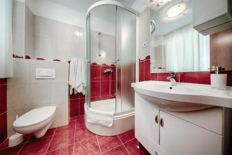 1 Bedroom Apartment with view