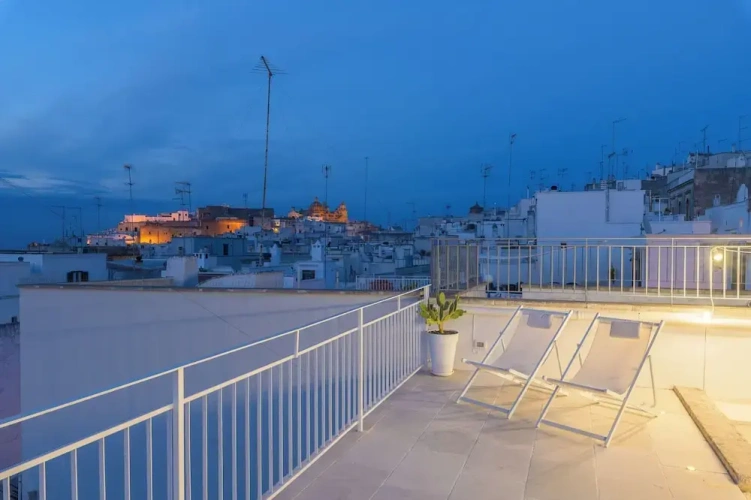 Apartment with city view