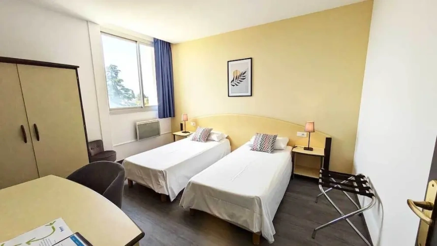 Economy Twin room