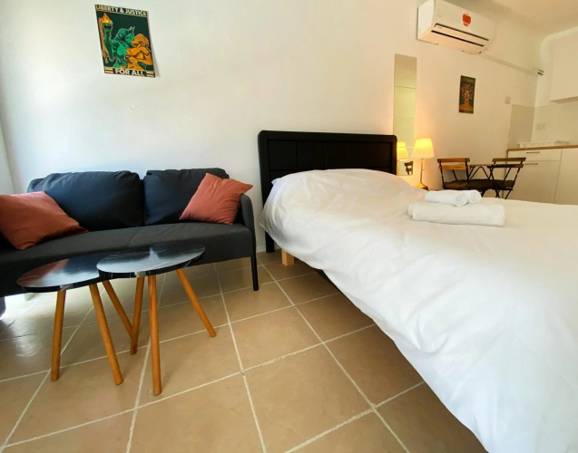 Lev Florentin Apartments