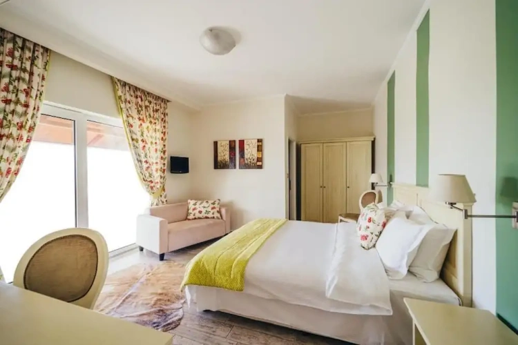 Deluxe Double room with balcony