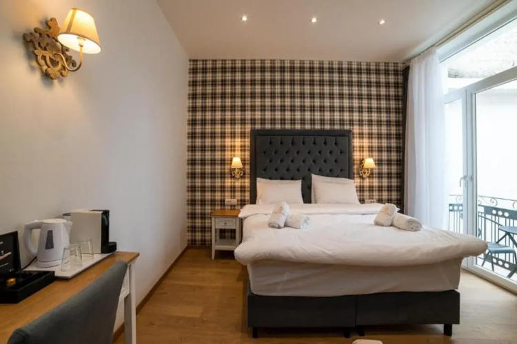 Brettania Hotel