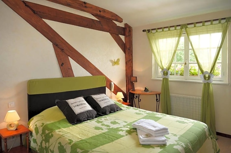 Standard room with garden view