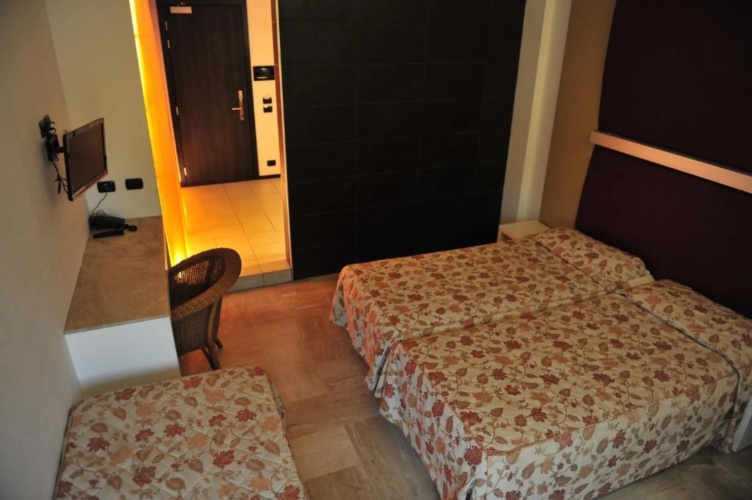 Hotel Antares photo 8