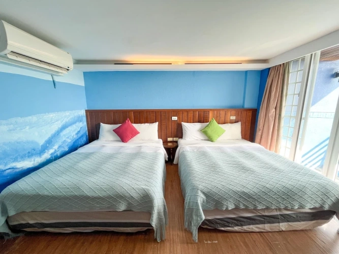 Deluxe Quadruple room