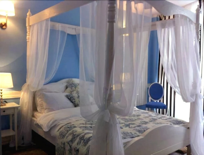 Akasha Retreat