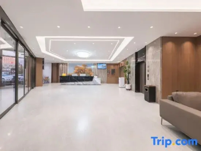 Luntai Yihai Hotel