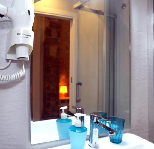 Loft independiente con Piscina compartida en Centro de Valencia