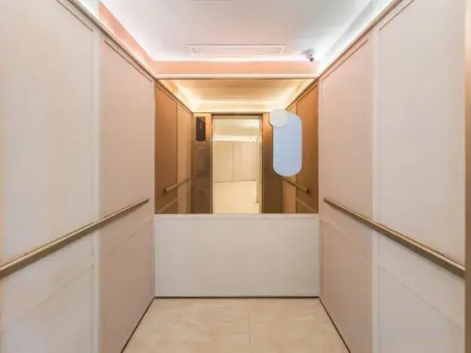 HanTing Hotel (Nanjing Luhe Longchi Subway Station)
