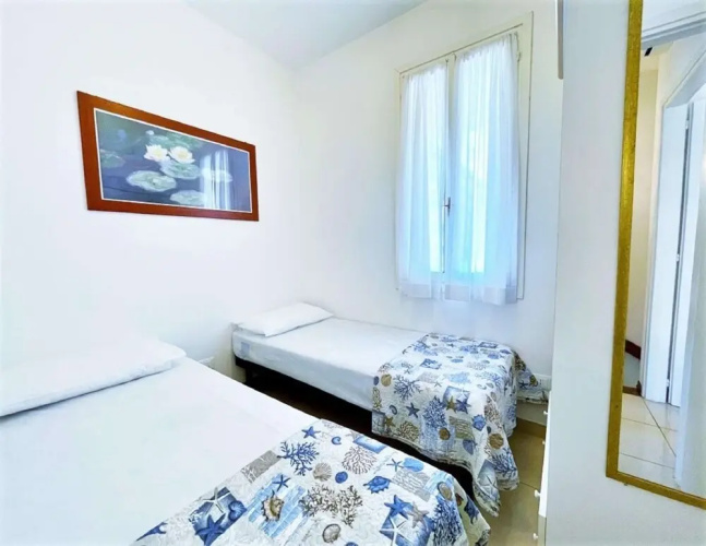 Nice Villa in Caorle With Balcony