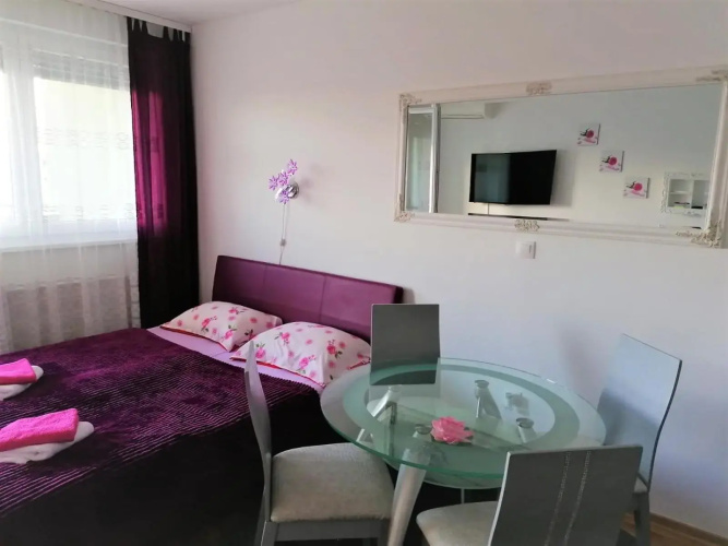 Lanterna Apartment