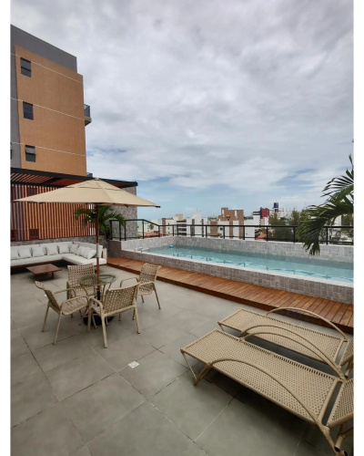 Apartamento em Intermares a 200 metros do mar