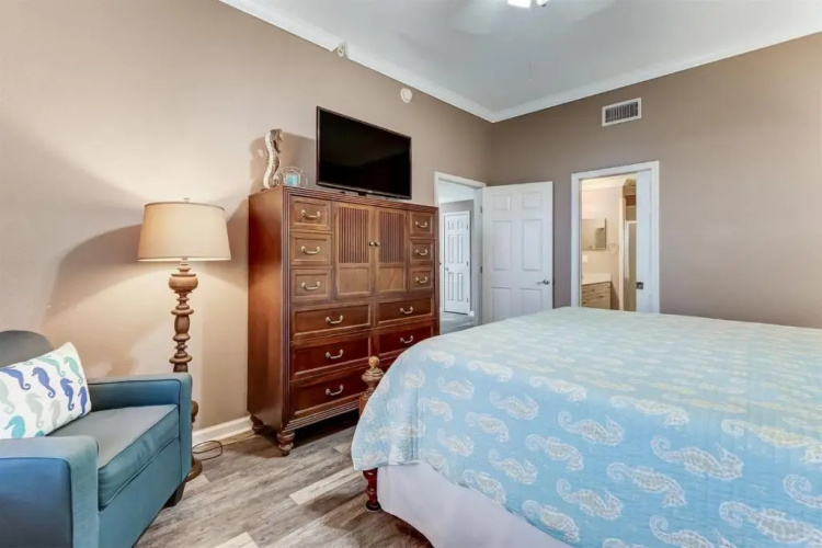 210 Ocean Park