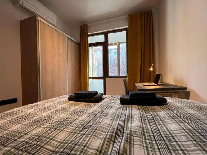 2 Bedrooms Apartment