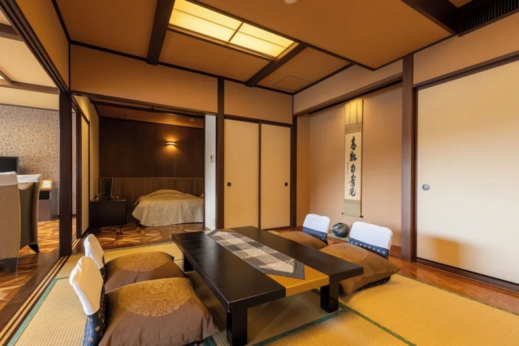 Standard Club room