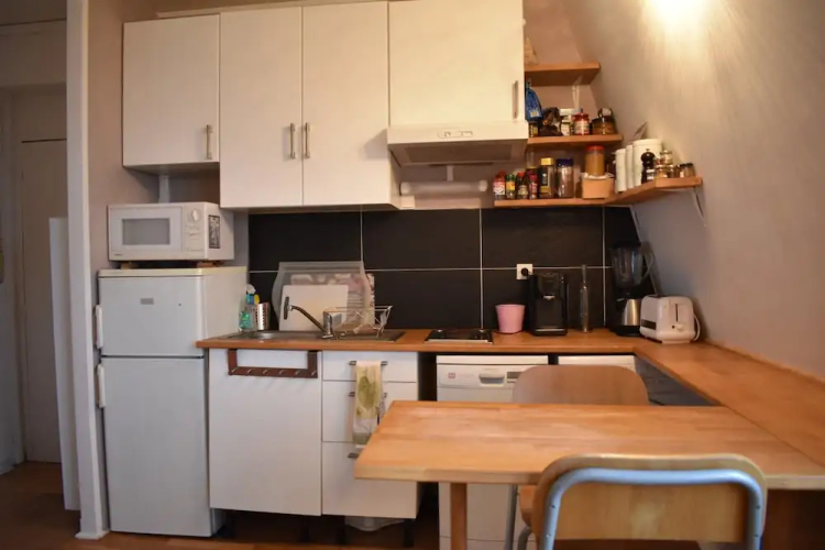 Cosy Studio Apartment In Paris 14Th - Image 11
