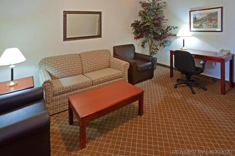 Country Inn & Suites by Radisson, Austin North (Pflugerville), TXOver view