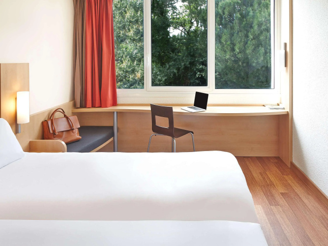 ibis Cavaillon Portes du Luberon