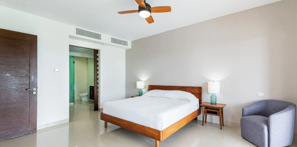 Z Casa Marea 2 Bedroom Condo by Redawning