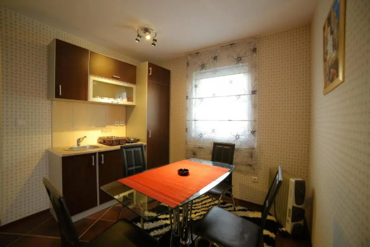 Apartment Čar 13