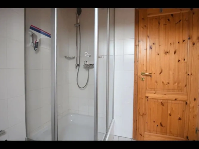 2 Bedrooms Cottage
