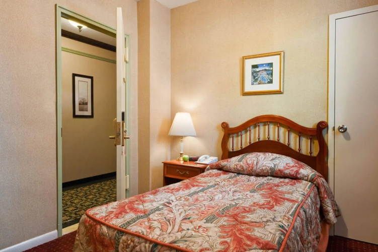 Hotel Newton