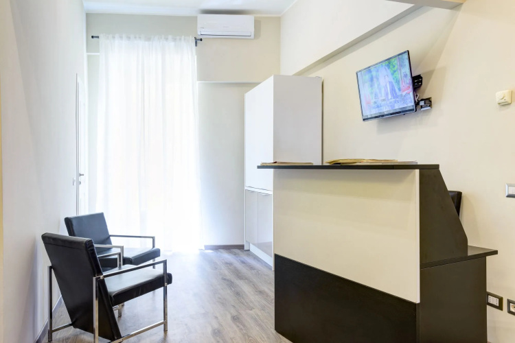 RHS Rienzo suites