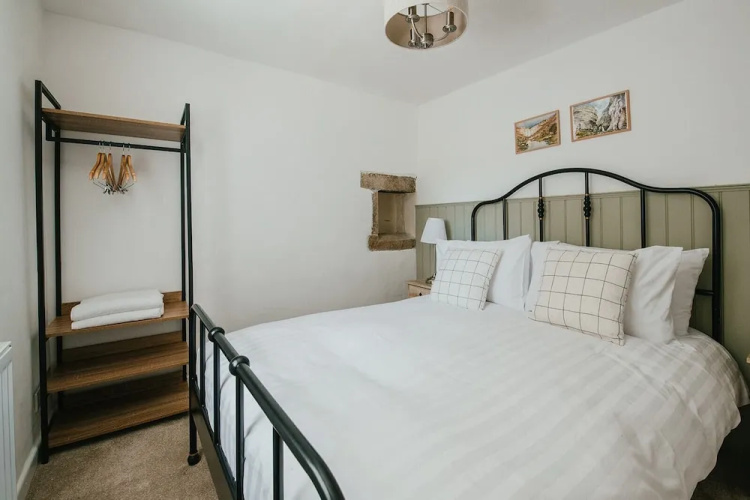 Miresfield Farm Bed & Breakfast