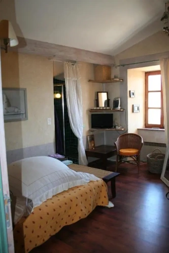 2 Bedrooms Suite