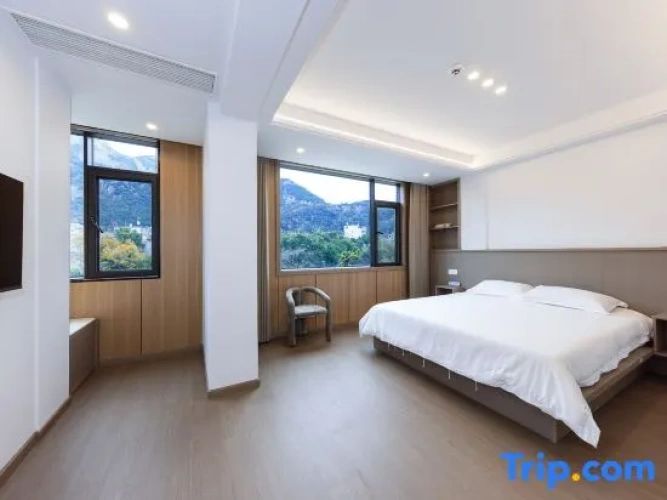Standard Double room with mountain view