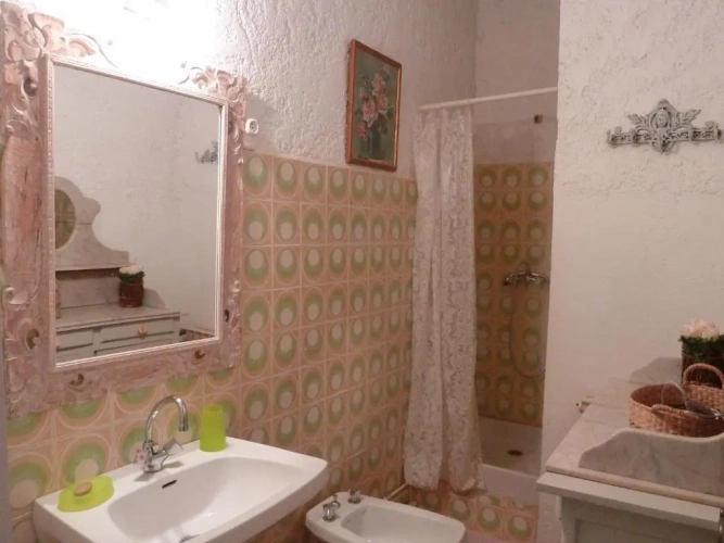 2 Bedrooms Cottage