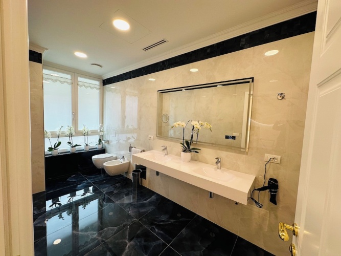 Deluxe Double Suite