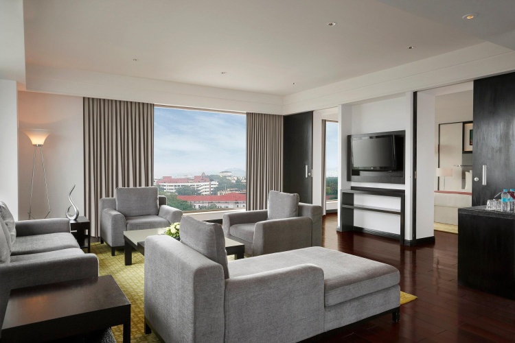 Double Suite
