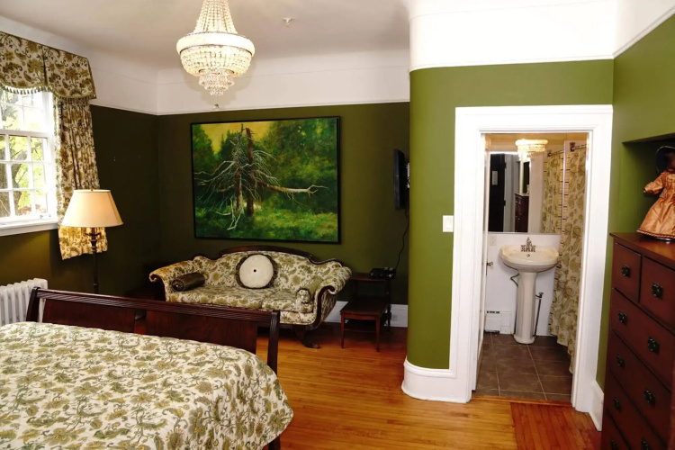 Monroe House Executive Suites