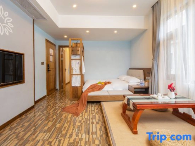 Twin Family Suite