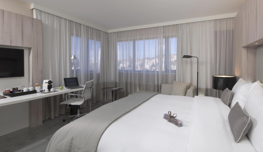 Radisson Blu Belo Horizonte, Savassi