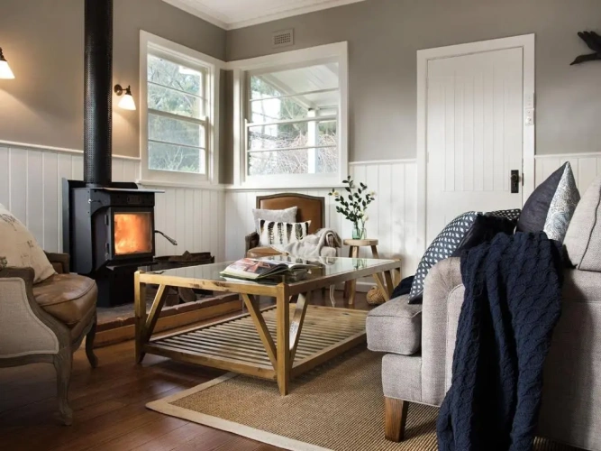 3 Bedrooms Cottage