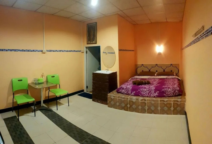 Ingpha Room for rent