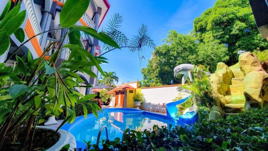 Hotel Versalles