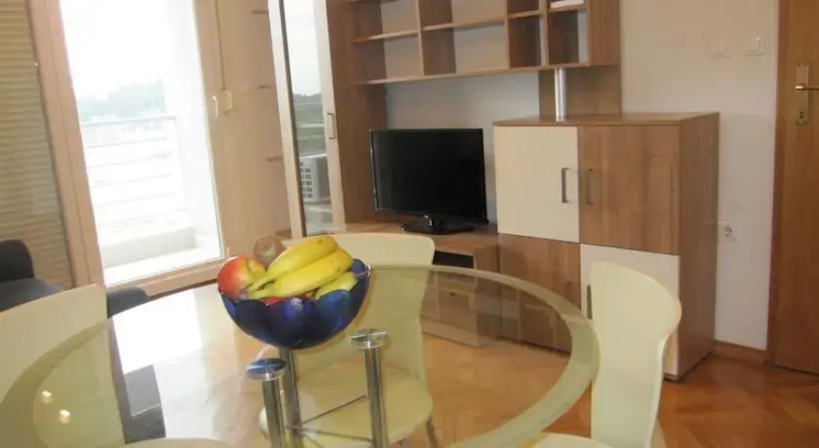 Apartment Chic