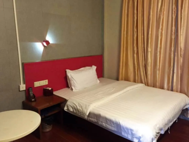 Guangzhou Junlai Hotel