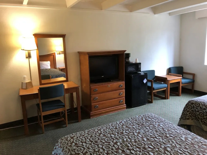 Regency Inn