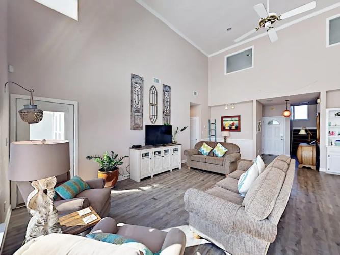 4050 Gulf Wind Ct Home by RedAwning