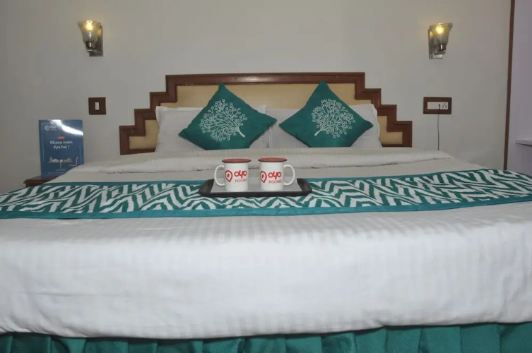 OYO 1636 Hotel Rahat Regency