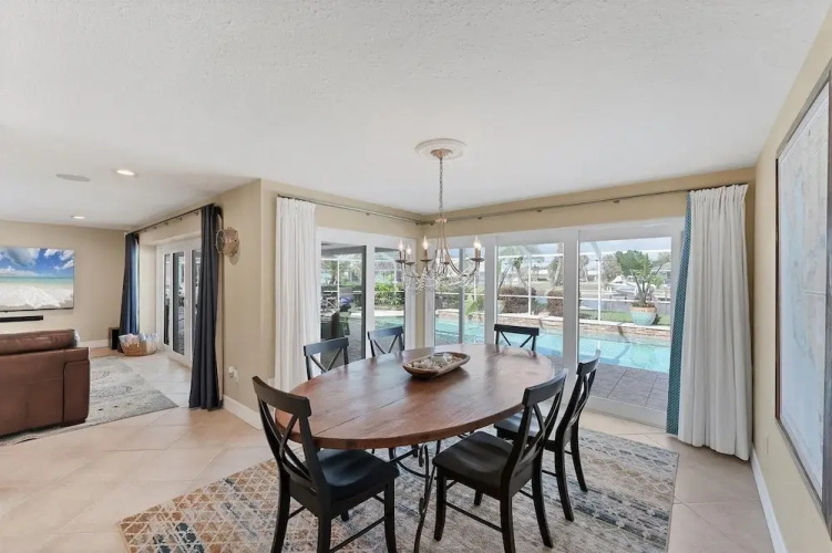 803 Napoli Lane
